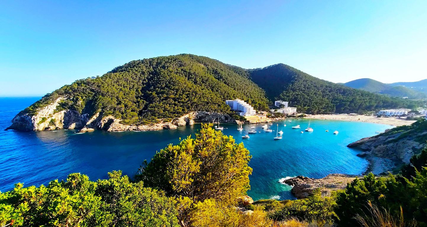 Cala Llonga